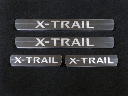 Накладки на пороги Ниссан Икс-Трейл (Nissan X-Trail 2015-) NISXTR1530 TCC (Россия)