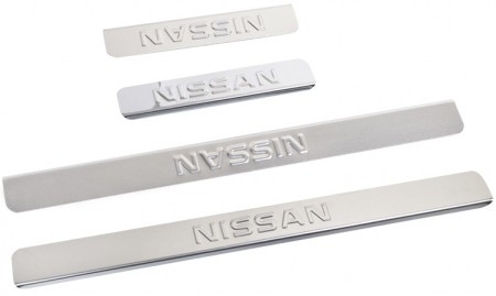 Накладки внутренних порогов для Ниссан Икс-Трейл (NISSAN X-Trail T31 (2007-2014) (нерж. сталь) (к-т 4 шт.)