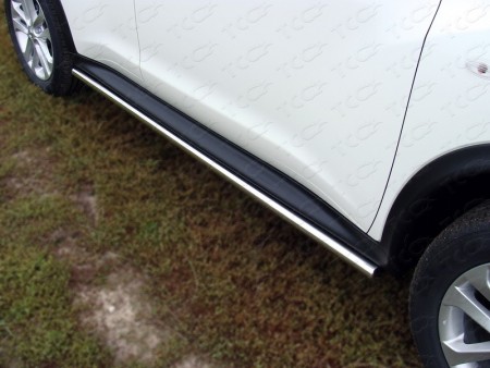 Пороги труба 42,4 мм для Ниссан Джук (Nissan Juke) (2010-2014)