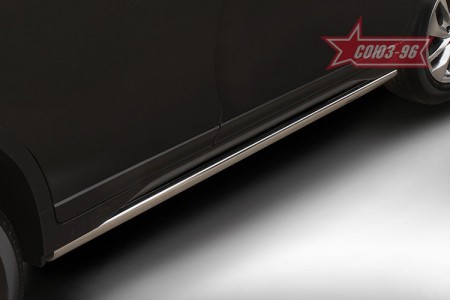 Защита порогов труба 75x42 овальная на Ниссан Икс-Трейл (Nissan X-Trail 2015-) 