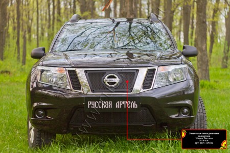Защитная сетка решетки радиатора верх Nissan Terrano 2014-