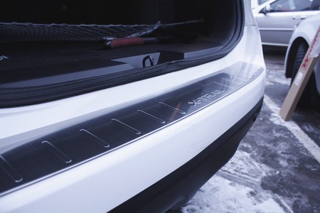 Накладка на задний бампер с логотипом на Ниссан Икс-Трейл Т32 ( Nissan X-trail 2015-)