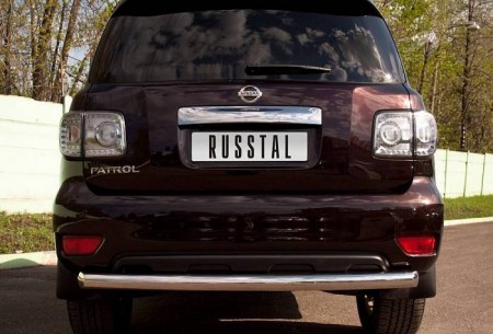 Защита заднего бампера d76 на Ниссан Патрол (Nissan Patrol 2010-2013)