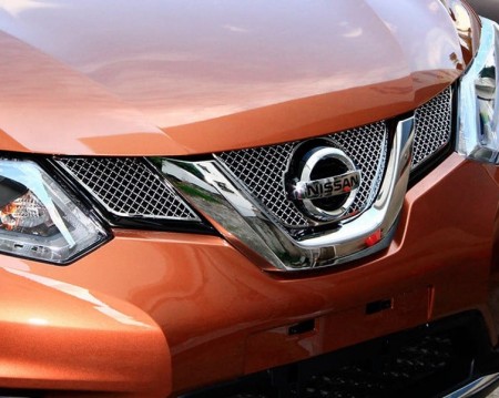 Декоративная накладка на решетку радиатора, 3 части, хром  для NISSAN X-Trail (T32) 2014-2018