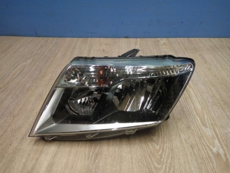 Фара правая Ниссан Террано (Nissan Terrano D10 '2014-) Фара правая Ниссан Террано (Nissan Terrano D10 '2014-)