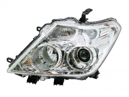 Фара передняя левая на Ниссан Патрол (Nissan Patrol Y62) (2010-2014)