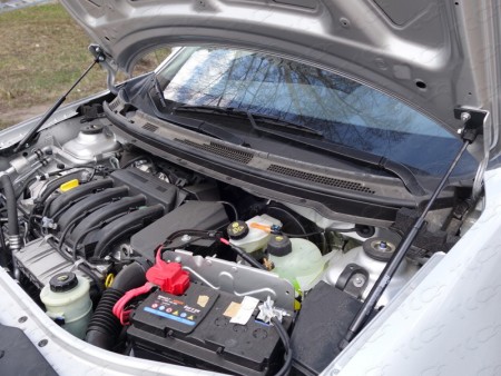 Упор капота Ниссан Альмера (Nissan Almera (2013-)
